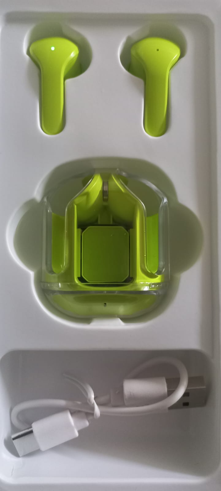 Air31 Earbuds Wireless with Free Silicon Cover  Noise Cancellation WaterProof